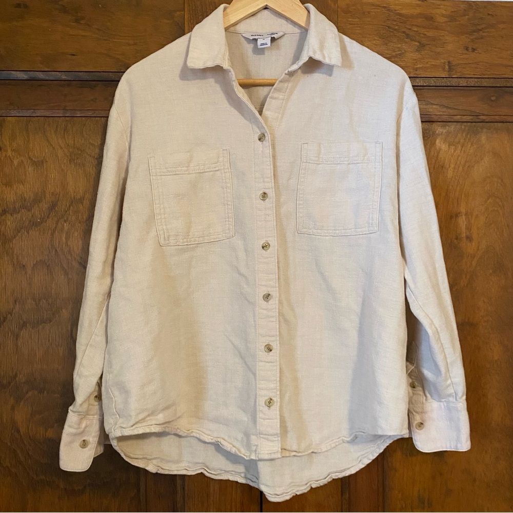 Old Navy Boufriend fit Cream Button-Up Shirt